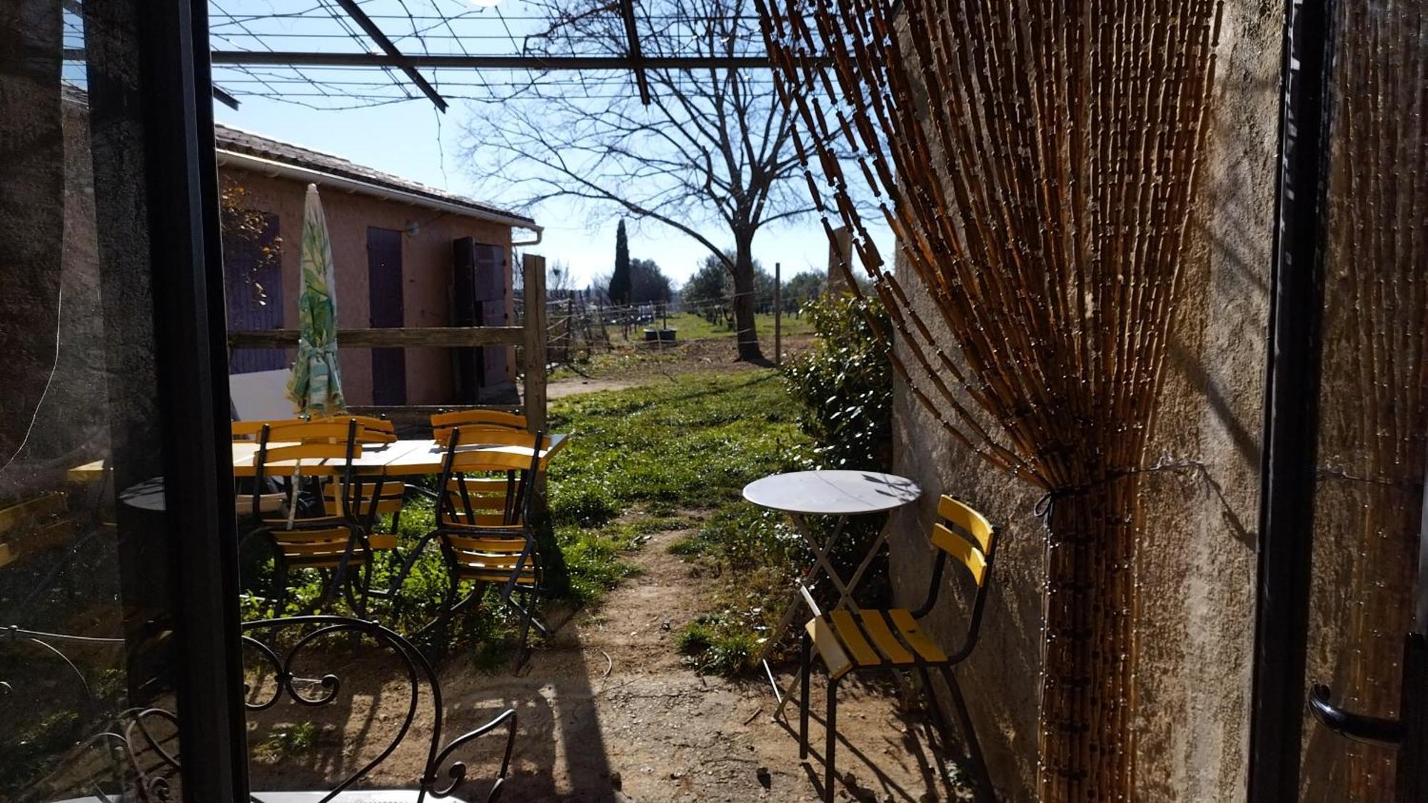 Studio Independant Dans Ferme Equestre Aups Luaran gambar